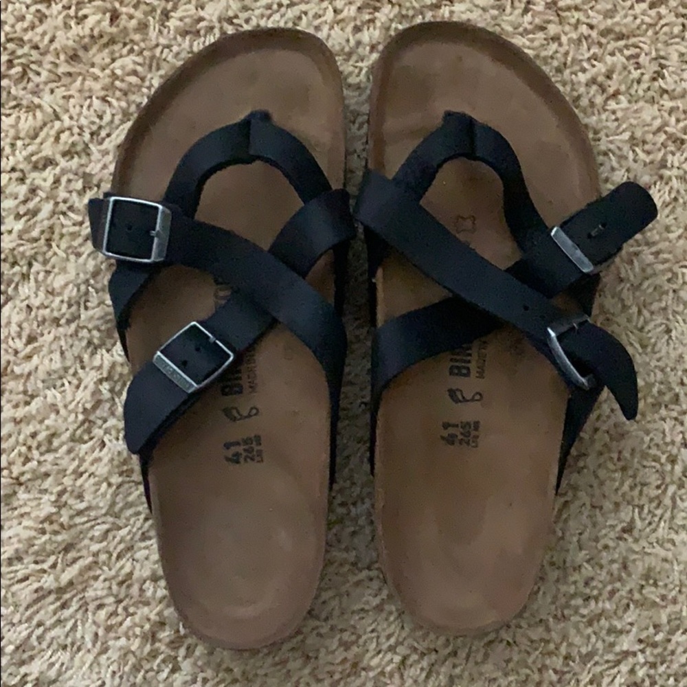 Black Birkenstock’s